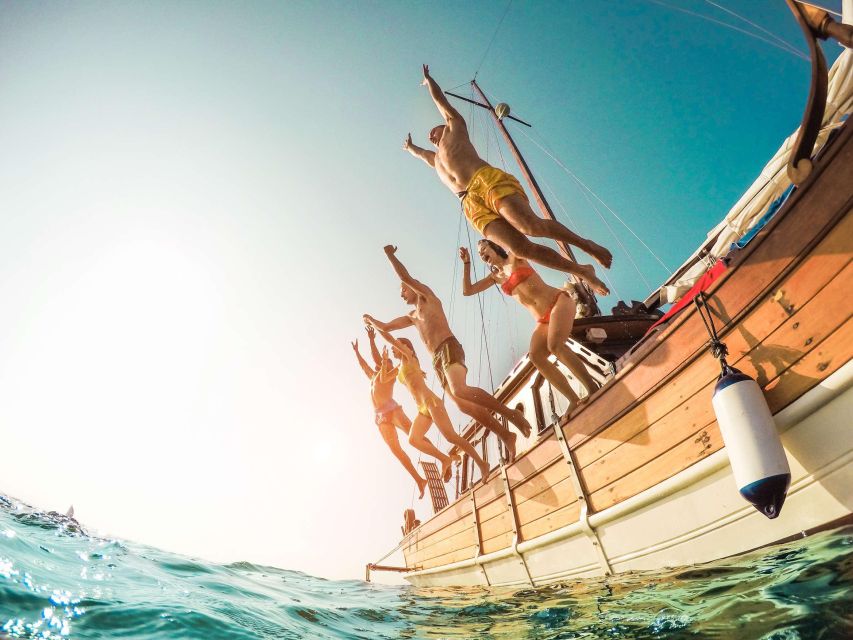 From Amalfi: Capri Island Boat Tour with Snorkeling & Drinks - The first cruise past Conca dei Marini