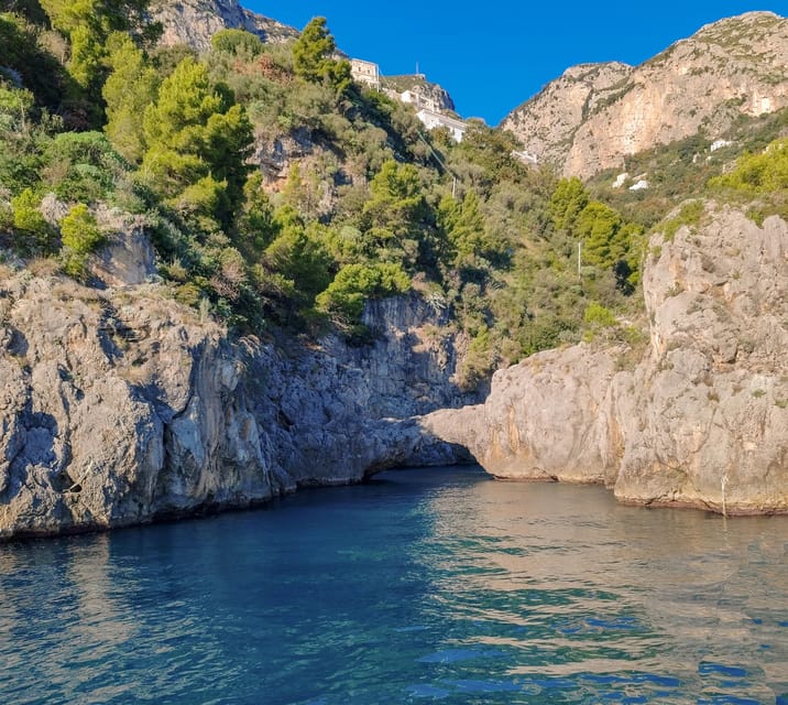 From Amalfi: Coast & Furore Fjord Boat Tour with Swim Break - What the boat setup adds to the experience