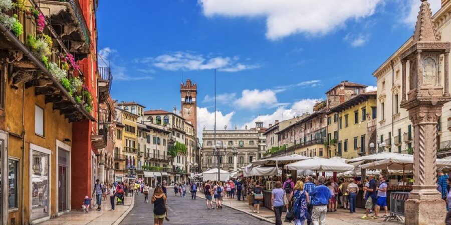 From Bergamo: Verona and Sirmione Full-Day Tour - Juliet’s balcony and the Shakespeare connection