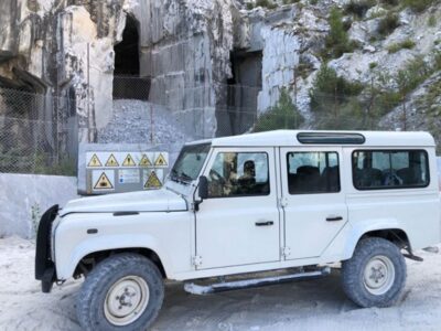 From Carrara: Marble Quarries Jeep Tour with Lardo Tasting