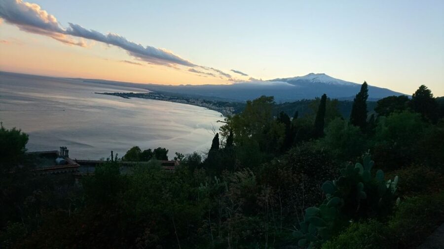 From Catania: Guided Tour of Mount Etna and Taormina - Two free hours in Taormina