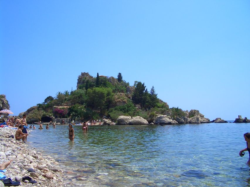 From Catania: Guided Tour of Mount Etna and Taormina - What the guides add to the day