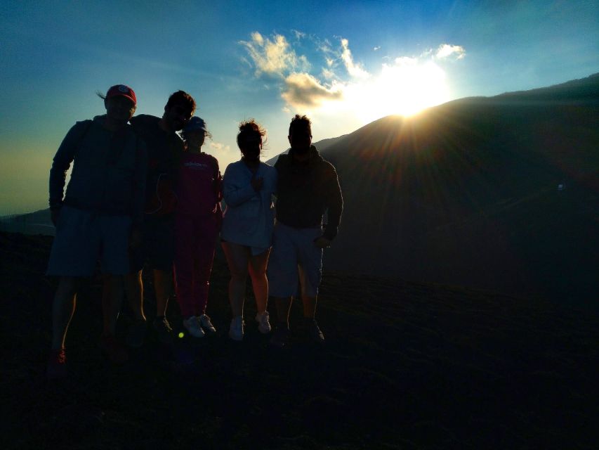 From Catania: Mount Etna Sunset Tour with Tasting and Cave - What the guides add to the experience