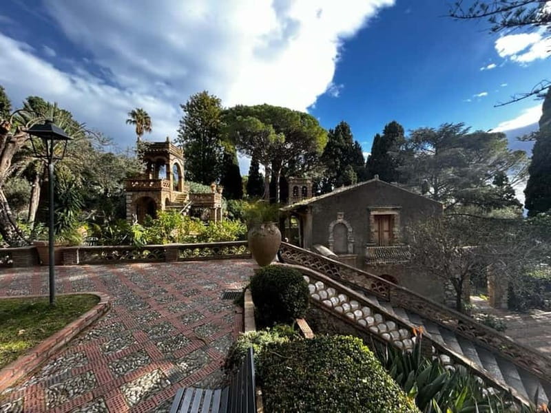 From Catania: Taormina, Savoca, & Castelmola Tour w/ Lunch - Who should book this day trip?