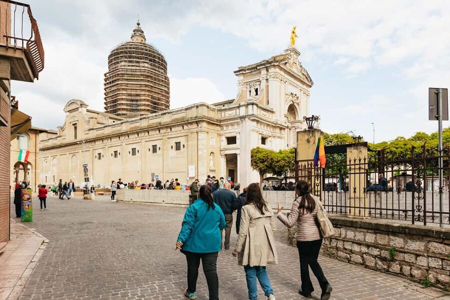 From Florence: Orvieto and Perugia Tour with Church Visits - Key points to know before booking