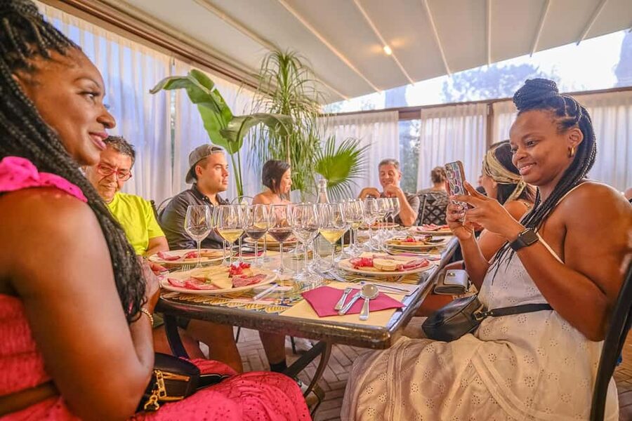 From Florence: Wine Tasting and Dinner in Chianti Vineyards - The guide can shape the whole afternoon