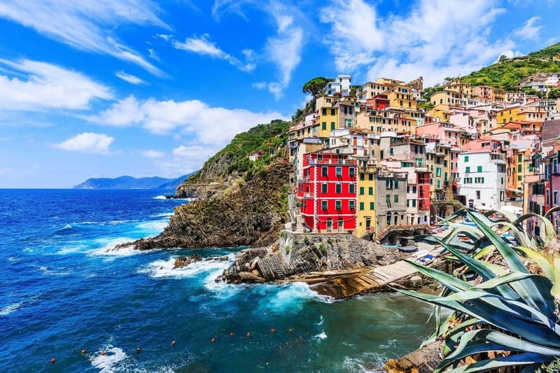 From La Spezia: Cinque Terre Small Group Tour with Limoncino - Monterosso offers the best break by the water