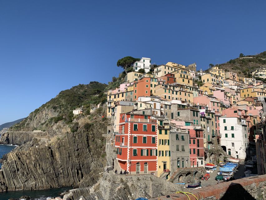 From La Spezia: Shore Excursion to Cinque Terre by Train - Why the train is the right way from La Spezia