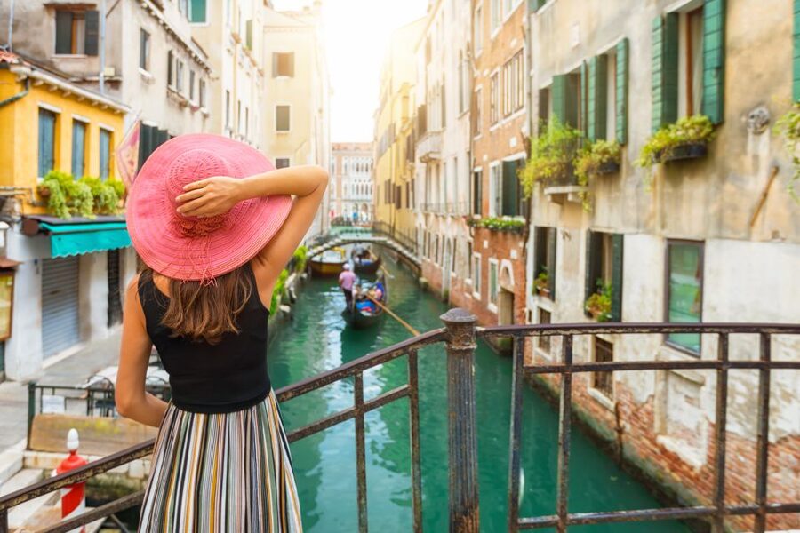 From Milan: Venice and Verona Full-Day Tour by Train - The long transfer from Verona to Venice