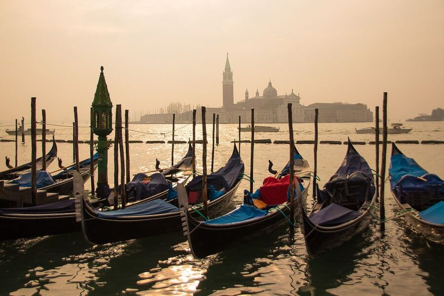 From Milan: Venice and Verona Full-Day Tour by Train - Venice: Saint Mark’s Square and the canals