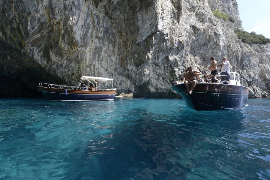 From Naples: Capri Boat Day Trip with Drinks - Three to four hours to choose Capri or Anacapri