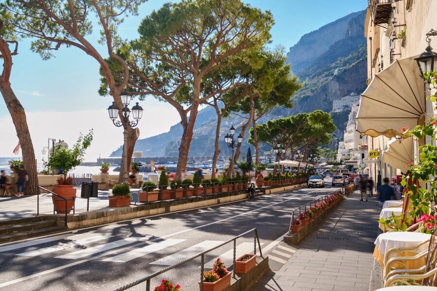 From Naples: Ferry to Amalfi and Positano - Choosing Amalfi First or Positano First
