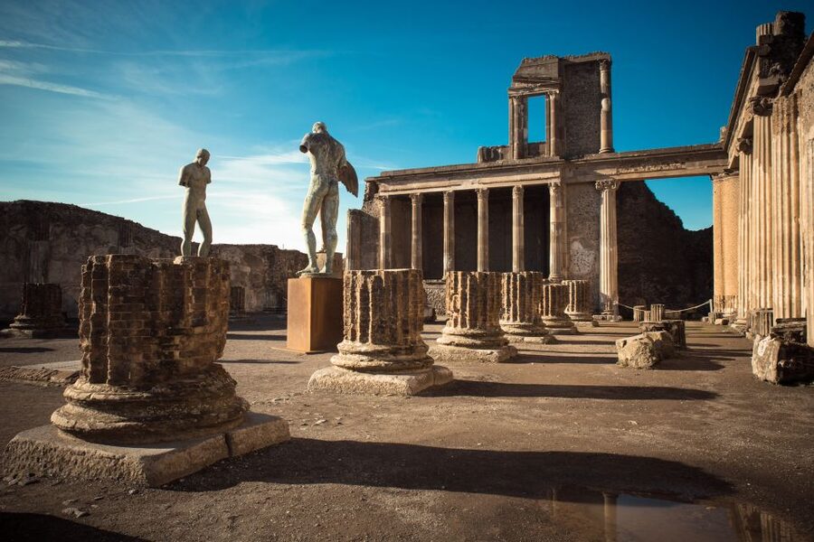 From Naples: Pompeii & Amalfi Coast Full-Day Trip - The coastal drive and panoramic stop