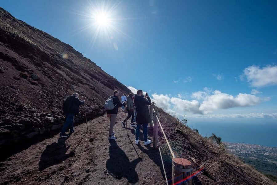 From Naples: Pompeii and Vesuvius Guided Day Trip with Lunch - Why this Pompeii and Vesuvius pairing works