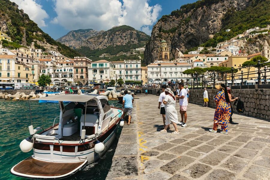 From Naples: Positano and Amalfi Boat Tour with Drinks - Leaving Naples for the Sorrento coast