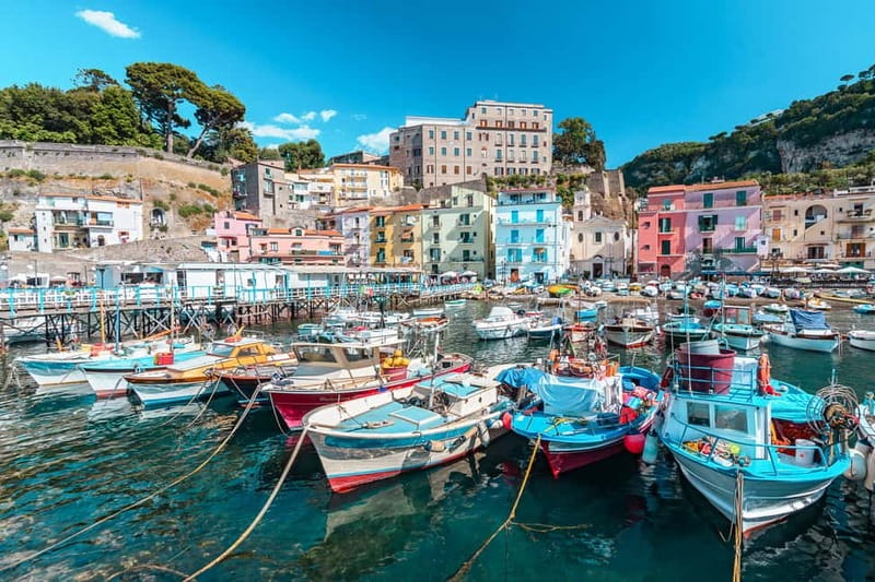 From Naples: Sorrento, Positano and Amalfi Tour - The road to Positano and the parking problem