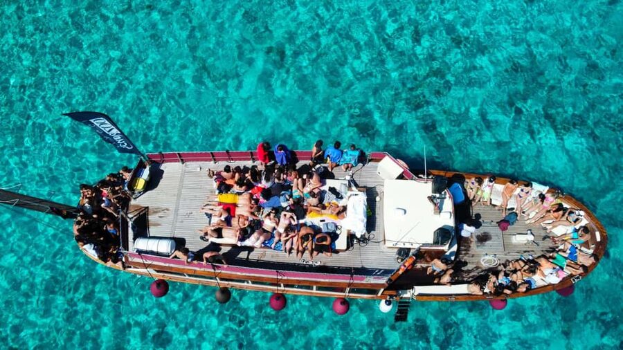 From Palau/La Maddal: Boat Tour of La Maddalena Archipelago - Key points to know before you book
