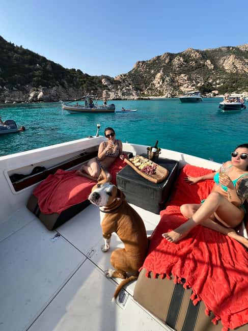 From Palau/La Maddalena: All inclusive Yacht Tour - Who should book this tour?