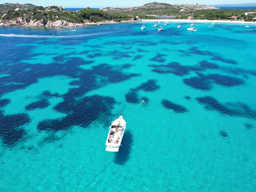 From Palau/La Maddalena: All inclusive Yacht Tour - Why this seven-hour yacht trip works so well