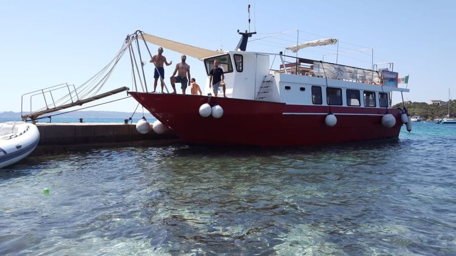 From Palau: La Maddalena Archipelago Boat Tour with Pasta - La Maddalena town offers a change of pace