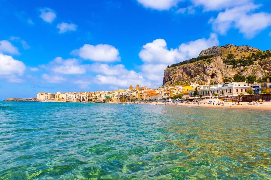 From Palermo: Monreale and Cefalù Half-Day Trip - Cefalù: a town built for wandering