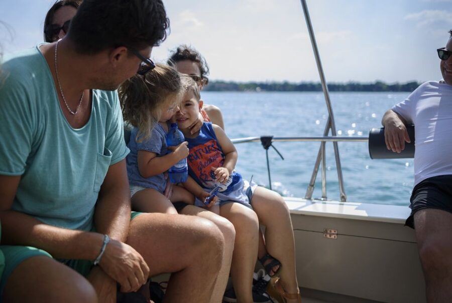 From Peschiera: Garda East Coast Cruise to Sirmione - Practical planning for the day