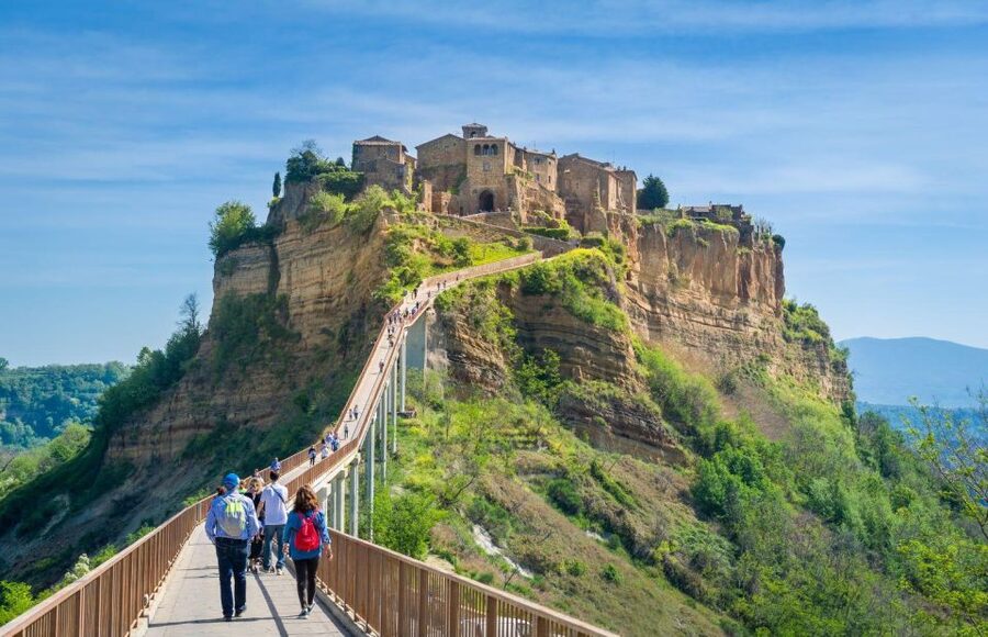 From Rome: Bagnoregio & Orvieto Day Trip with Wines & Lunch - Should you book this day trip?