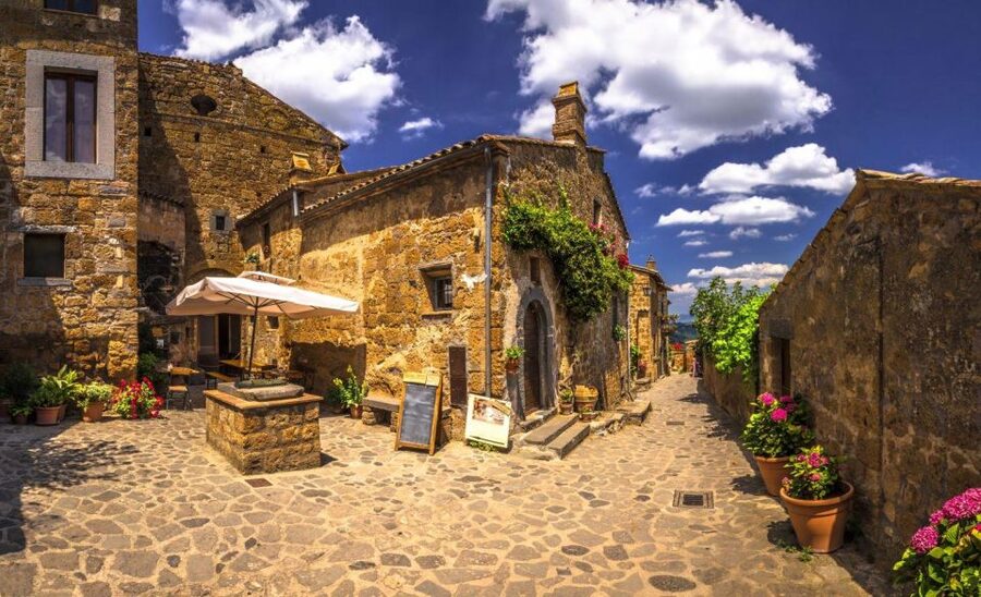 From Rome: Bagnoregio & Orvieto Day Trip with Wines & Lunch - Who will enjoy this tour most