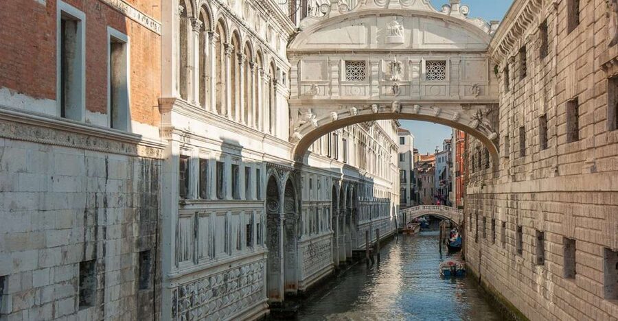 From Rome: Day Trip to Venice by High-Speed Train - The Bridge of Sighs and your free time