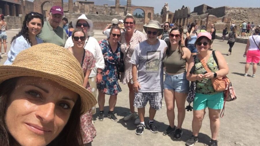 From Rome: Pompeii and Naples Day Trip by High-Speed Train - Walking through Pompeii’s streets