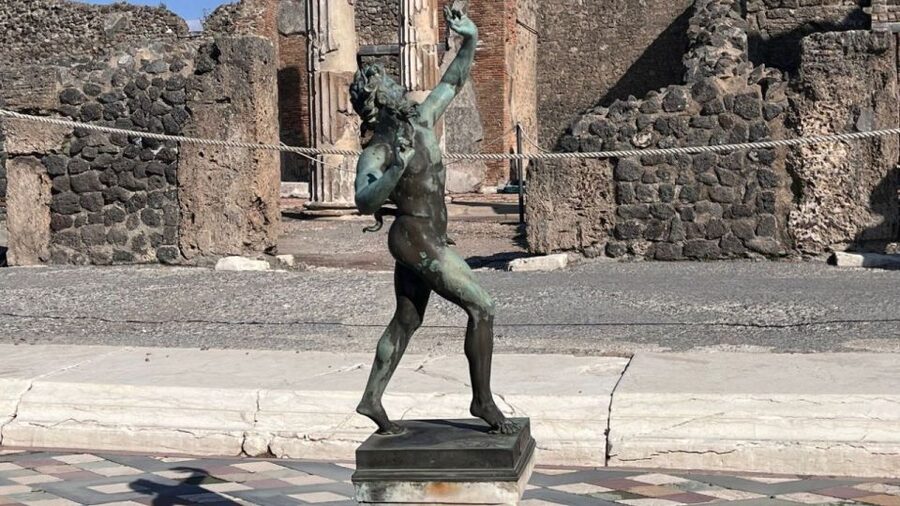 From Rome: Pompeii and Naples Day Trip by High-Speed Train - Starting at Rome Termini