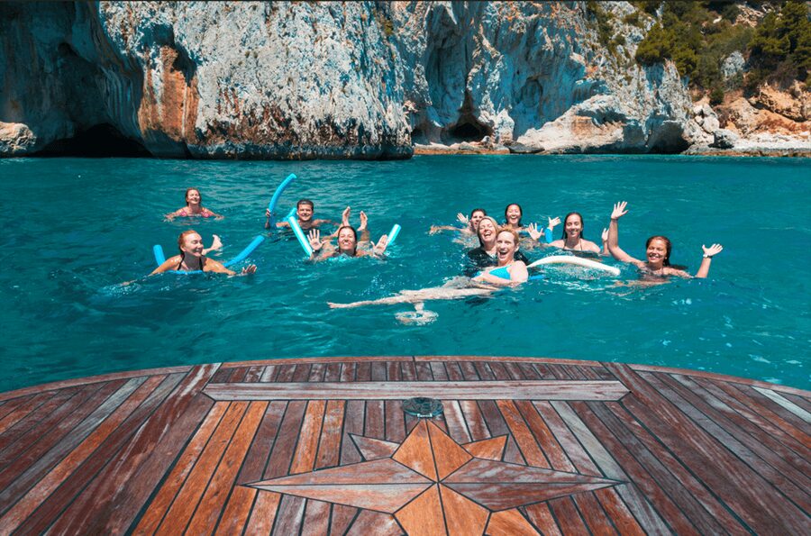 From Sorrento: Capri Island Boat Day Trip With Transfer - The 20-minute ride from Sorrento to the marina