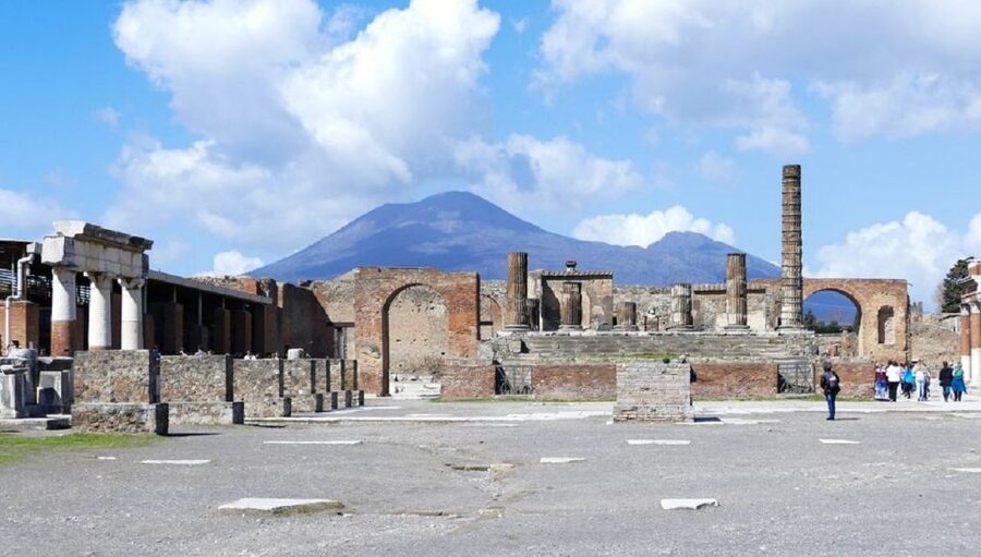 From Sorrento: Day Tour to Pompeii Ruins and Mount Vesuvius - Why this Sorrento day trip works