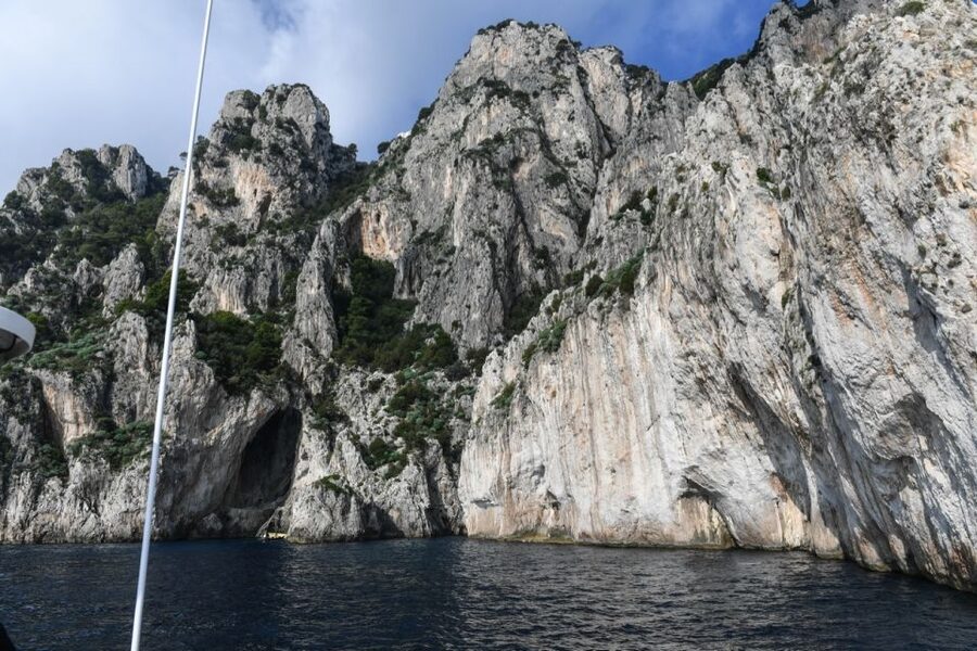 From Sorrento: Day Trip to Capri with Blue Grotto - What the guide adds to a mostly independent day
