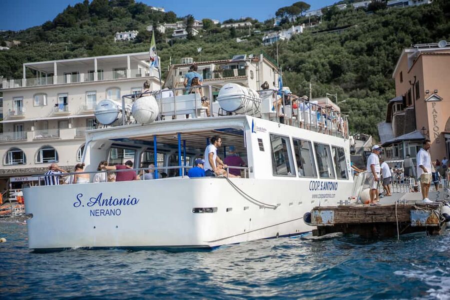 From Sorrento/Nerano: Capri Island Cruise with Guide Onboard - Getting from Sorrento to Marina del Cantone