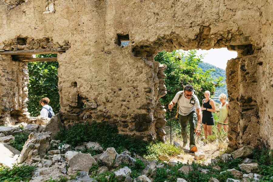 From Sorrento: Path of the Gods Guided Hike with Transfers - Meeting in Piazza Tasso and riding into the hills