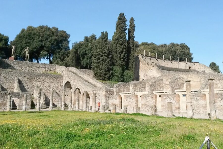 From Sorrento: Pompeii and Vesuvius Tour - How tiring is the full eight hours?
