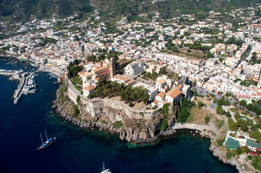 From Taormina: Lipari and Vulcano Mini Cruise Aeolian Tour - Why this Aeolian Islands trip works from Taormina