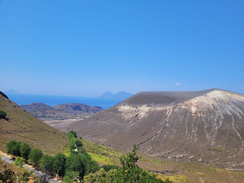 From Taormina: Lipari and Vulcano Mini Cruise Aeolian Tour - The early bus from Taormina to Milazzo