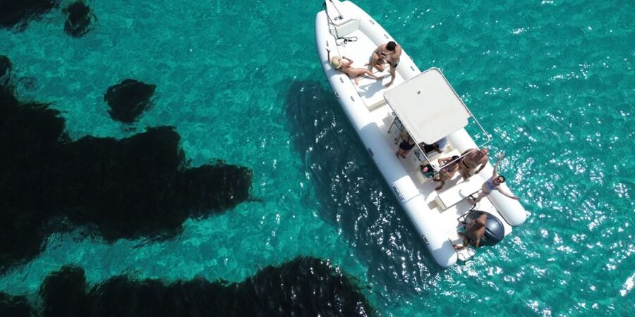 From Trapani: Favignana and Levanzo Egadi Island Day Cruise - Levanzo and the afternoon coves