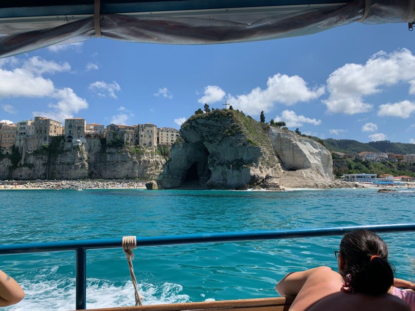 From Tropea: Capo Vaticano boat tour with snorkel & aperitif - Key points at a glance
