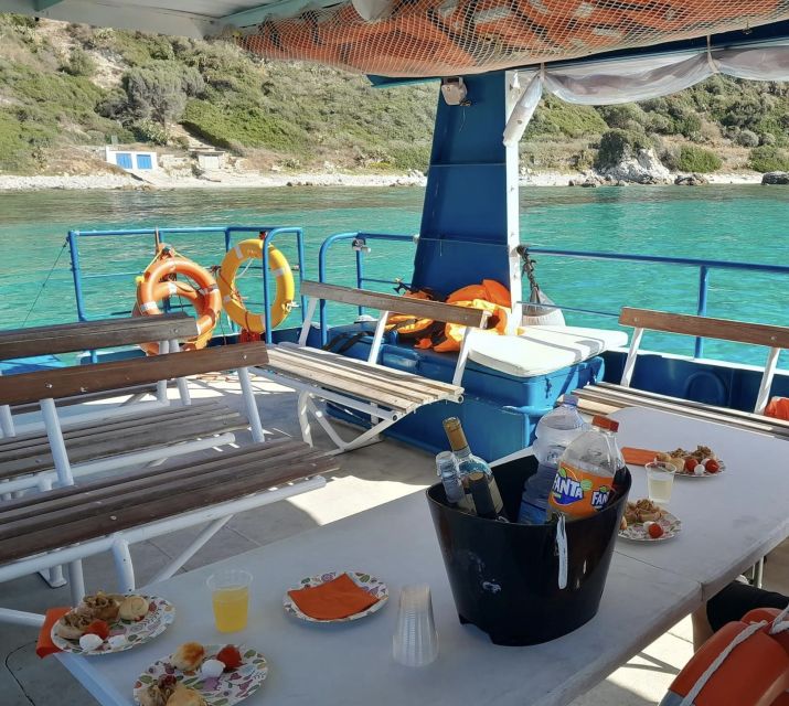 From Tropea: Capo Vaticano boat tour with snorkel & aperitif - Aperitif, music, and Captain Paolo’s style