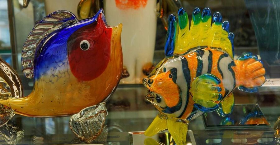 From Venice: Murano and Burano Private Tour with Transfer - Murano begins with glass, not sightseeing