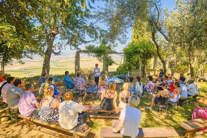 Full Day Tour to Val d'Orcia and Gladiator's Fields with Wines - The Madonna di Vitaleta and Gladiator scenery