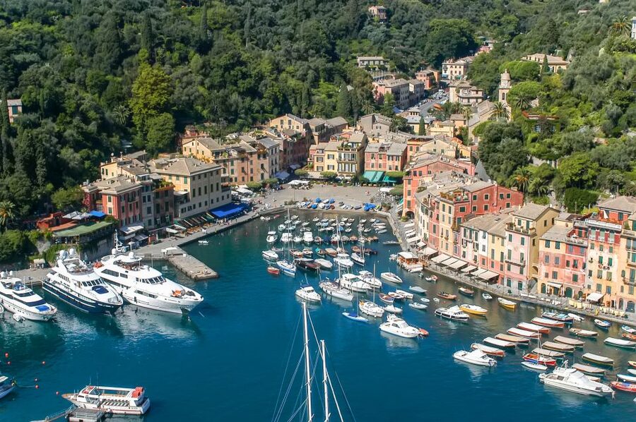Genoa: Full-Day Tour to Camogli, San Fruttuoso & Portofino - What this Genoa coastal boat day really is