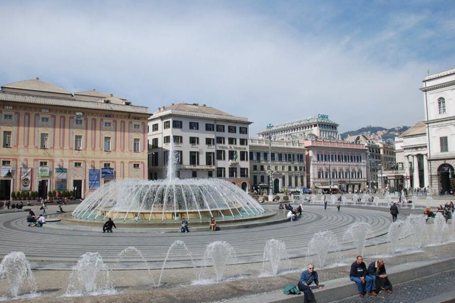 Genoa: Hop-on Hop-off Tour Ticket - Genoa by red and blue bus