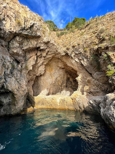 Giardini Naxos: Taormina & Isola Cruise Bella with Aperitif - Swimming, snorkeling, and the Ionian Sea