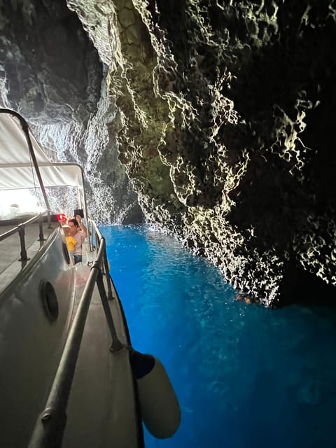 Giardini Naxos: Taormina & Isola Cruise Bella with Aperitif - Who will enjoy this boat trip most?