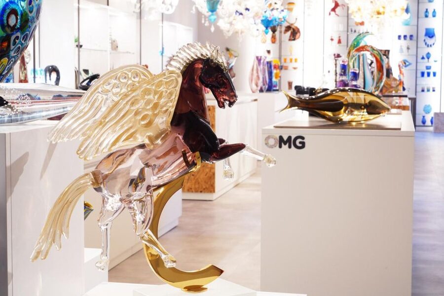 Glass Blowing Show Visit Murano Glass Factory & Showroom OMG - Practical tips for making the short visit work