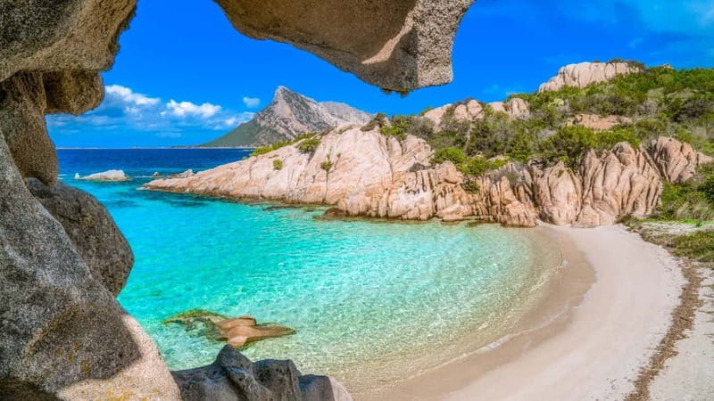 Golfo Aranci: Tavolara and Molara Snorkeling Dinghy Tour - Why this Sardinian outing works so well